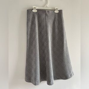 A line midi plaid skirt with zipper in the back